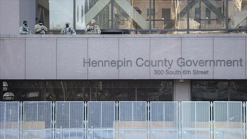 George Floyd davasının görüldüğü Minneapolis’te güvenlik önlemleri artırıldı