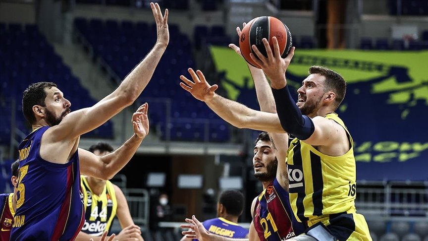 Fenerbahçe Beko Barcelona’ya mağlup