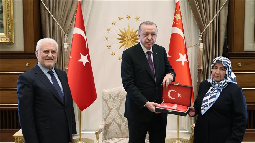 Cumhurbaşkanı Erdoğan, şehit Savcı Kiraz’ın anne ve babasını kabul etti