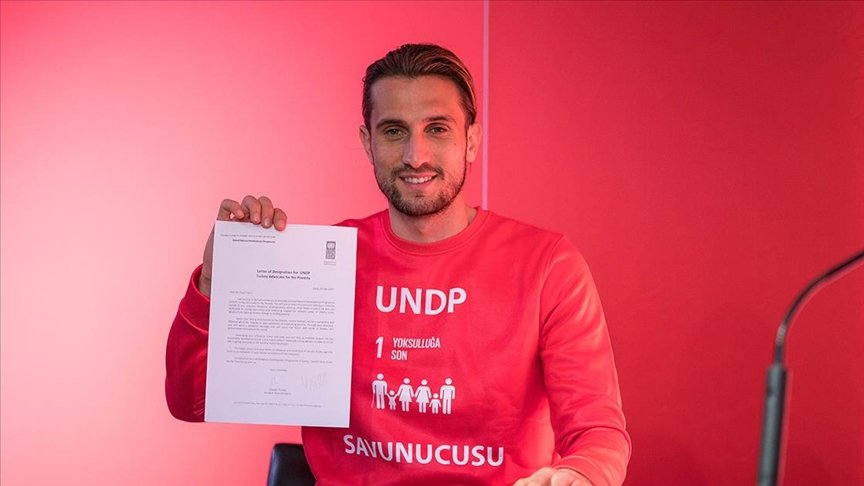 Milli futbolcu Yusuf Yazıcı UNDP Türkiye’nin ‘Yoksullukla Mücadele Savunucusu’ oldu