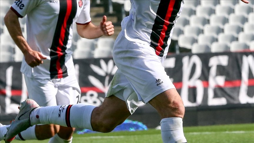 Fatih Karagümrük’te Borini ve Biglia Kovid-19’a yakalandı