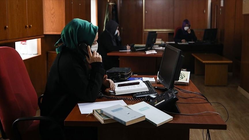 ‘Alo Fetva’ hattını arayanlar Kovid-19 salgını ve aşısını da soruyor