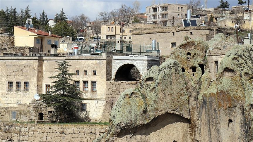 Aksaray’ın 2 asırlık taş evleri restorasyon sonrası turizme hizmet edecek