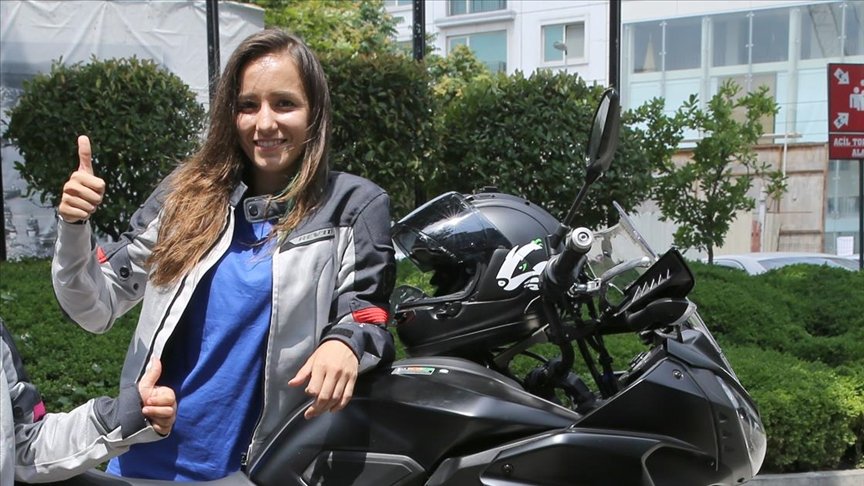 İlayda Yağmur Yılmaz, Avrupa Kadınlar Kupası’nda ilk Türk kadın motosikletçi olarak piste çıkacak