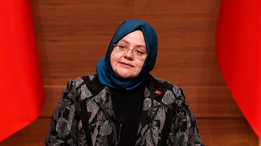 Bakan Selçuk, aile danışmanlığı hizmetinden bir yılda 35 bin kişinin yararlandığını açıkladı
