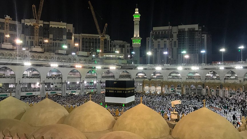 Mescid-i Haram’a ramazanda izin belgesi olmadan girenlere para cezası uygulayacak