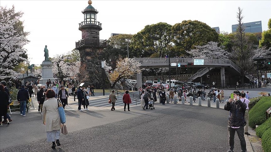 Tokyo ve Osaka Kovid-19’a karşı yeniden OHAL’e hazırlanıyor