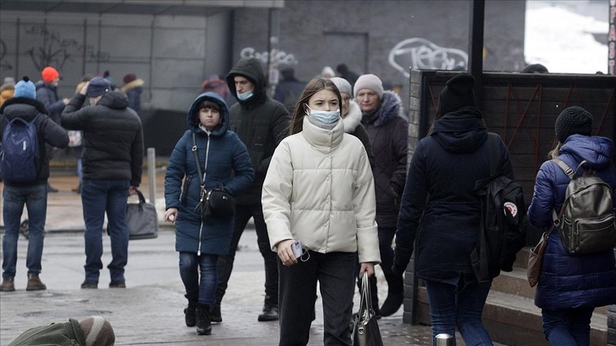 Ukrayna’da Kovid-19 nedeniyle günlük en yüksek vaka ve ölüm kaydedildi