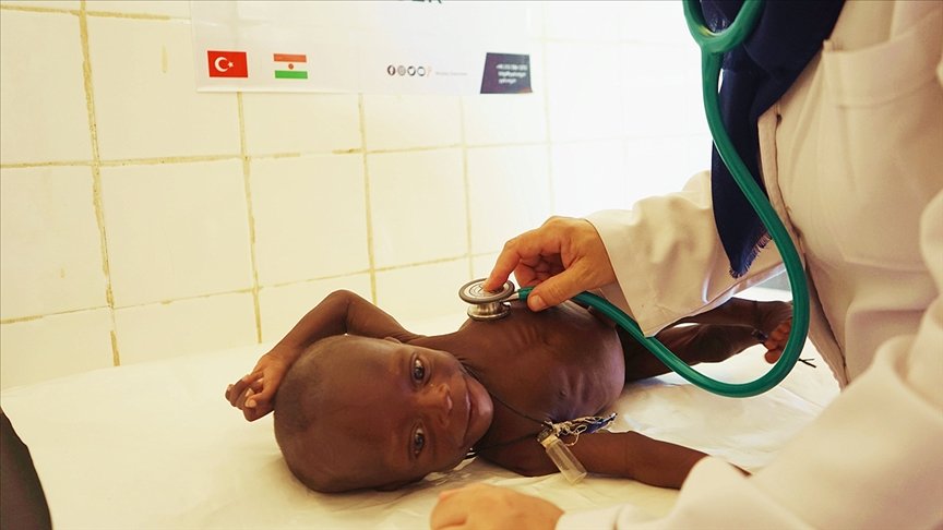 Yeryüzü Doktorları, açlık sorunları yaşanan ülkelerde ‘Bir Öğün Değil, Bir Ömür’ kampanyası yürütüyor