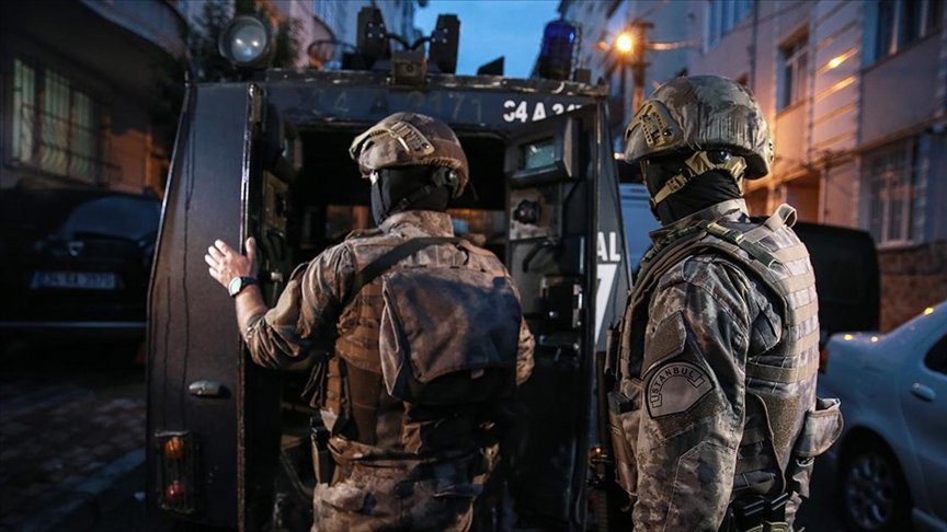 İstanbul merkezli 5 ilde, Sedat Peker’in elebaşı olduğu belirtilen organize suç örgütüne yönelik operasyon