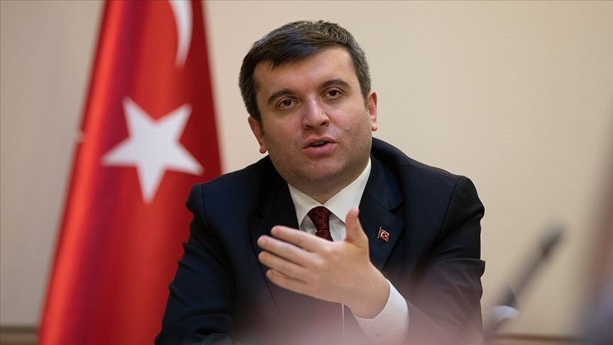 Dışişleri Bakan Yardımcısı Kıran’dan, Fransa’da Türk belediye meclis üyesinin istifaya zorlanmasına tepki