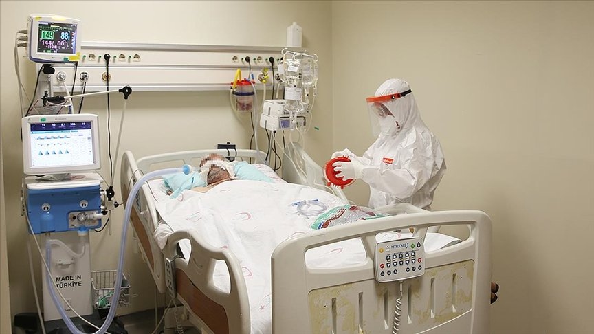 Türkiye’de 37 bin 312 kişinin testi pozitif çıktı, 353 kişi hayatını kaybetti