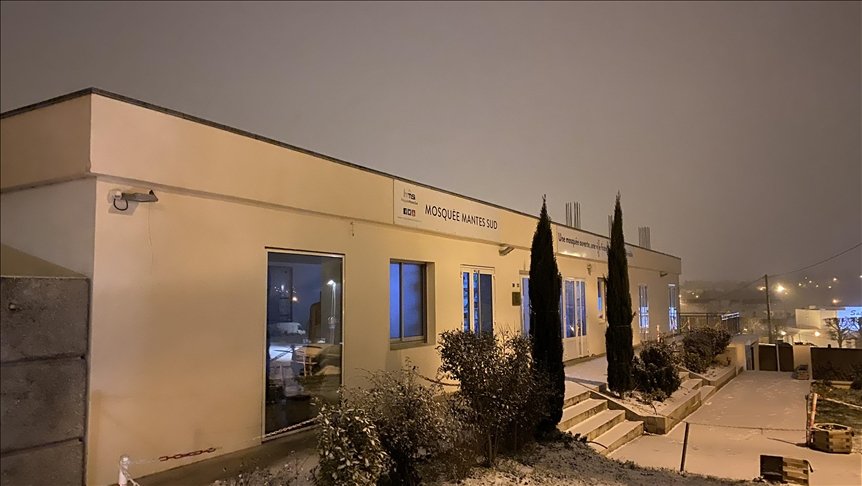 Fransa’da belediyenin camiye yardımı İçişleri Bakanı’nın talimatıyla yargıya taşınıyor