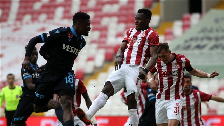 Sivasspor ile Trabzonspor puanları paylaştı