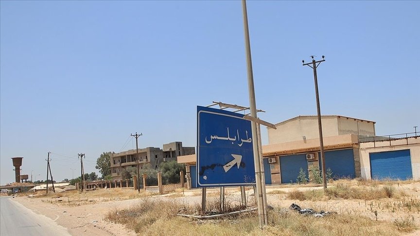 Libya ordusu, Mısır’dan gelen iki uçağın silah taşıdığını duyurdu