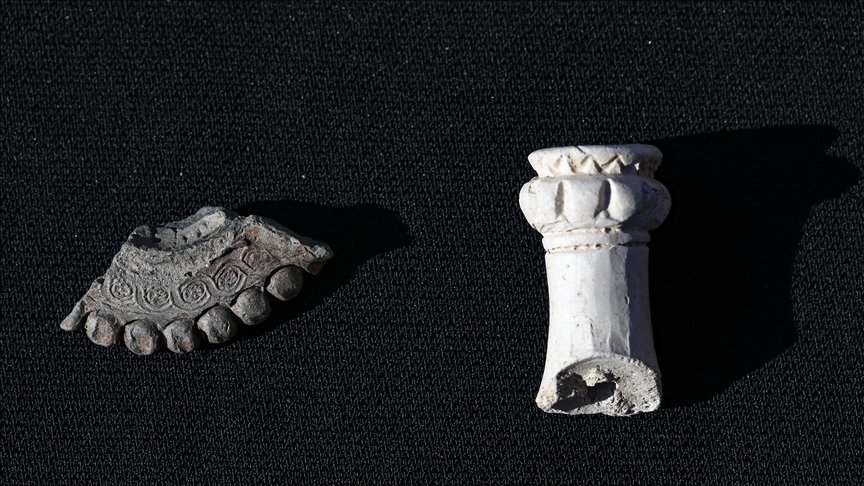 Antalya’da bazı çeşme, ev ve duvarlara yerleştirilen arkeolojik eserler müzeye taşınacak