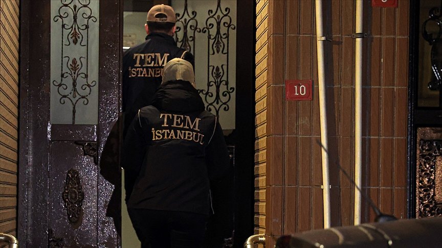 İstanbul’da FETÖ’nün hücre evlerine operasyon: 30 gözaltı