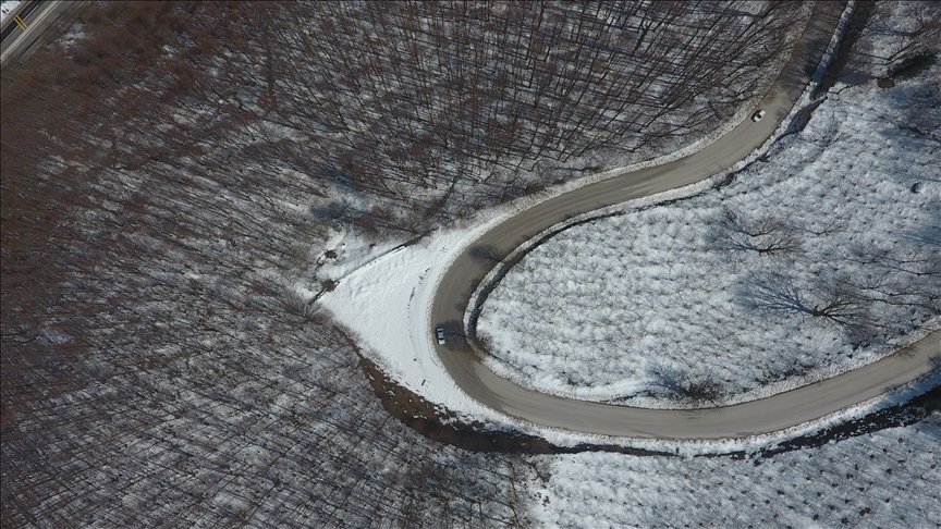 Bolu Dağı’nda kar güzel görüntüler oluşturdu