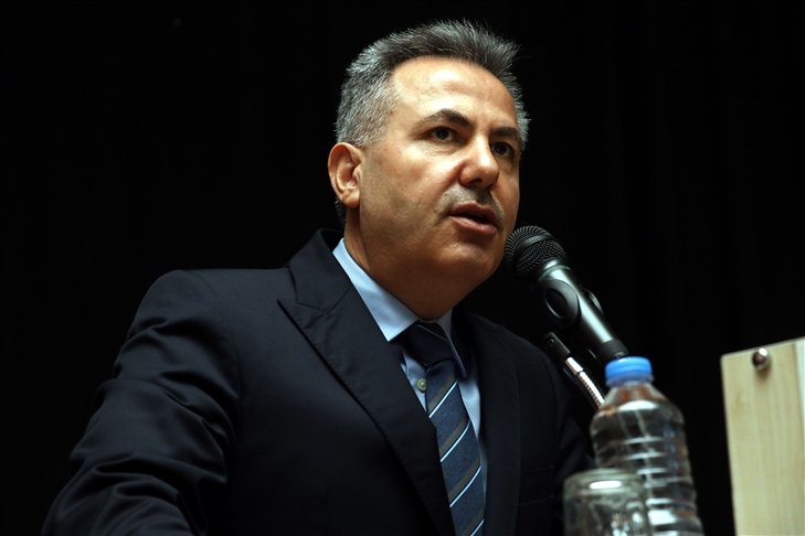 Adana Valisi Süleyman Elban, AA’nın 101. kuruluş yıl dönümünü kutladı