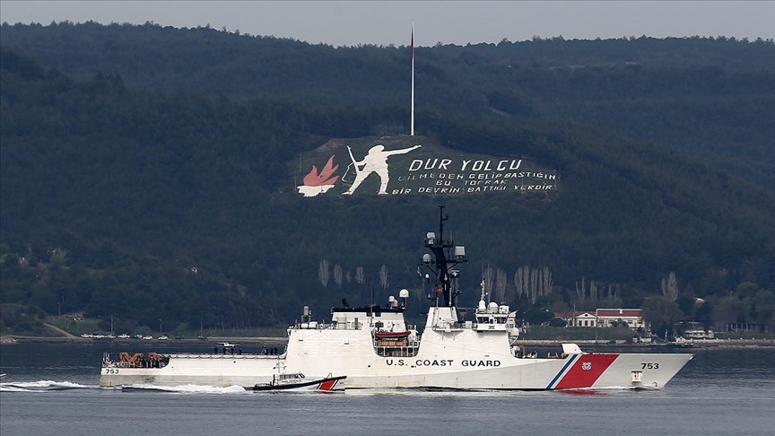 ABD sahil güvenlik gemisi ‘USCGC Hamilton’ Çanakkale Boğazı’ndan geçişine başladı