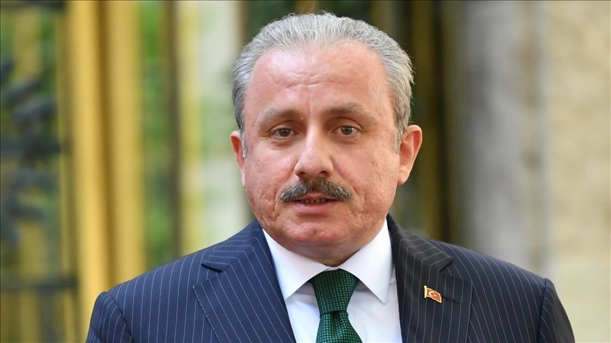 TBMM Başkanı Şentop, Ordinaryüs Prof. Dr. Başgil ve Prof. Dr. Özek’i andı