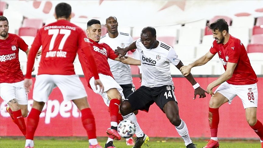 Lider Beşiktaş’a ‘Yiğido’ engeli