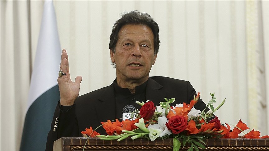 Pakistan Başbakanı Han: Fransa Büyükelçisi’ni ülkeden göndermek İslamofobi’ye çözüm olmayacak