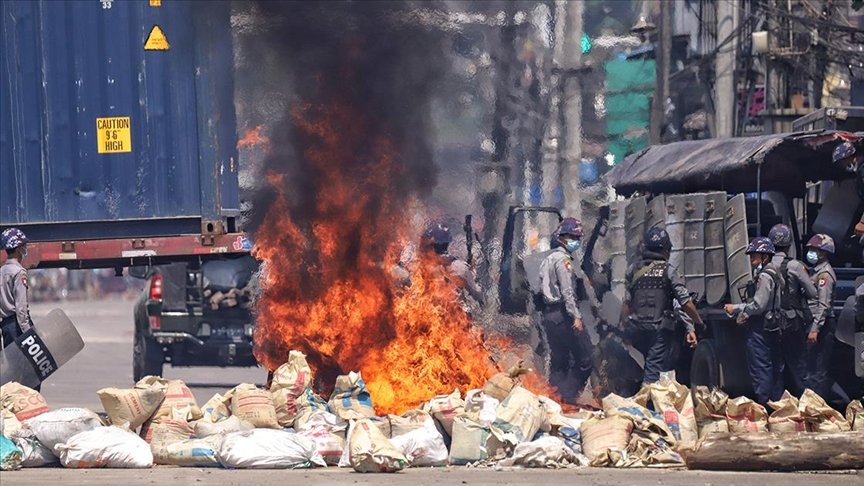 Myanmar’da ordunun protestoculara müdahalesi sonucu ölenlerin sayısı 753’e yükseldi