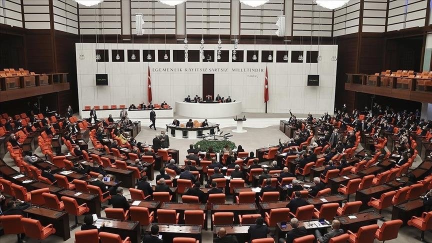 Meclis, akaryakıt kaçakçılığıyla mücadeleye ilişkin kanun teklifi için mesai yapacak
