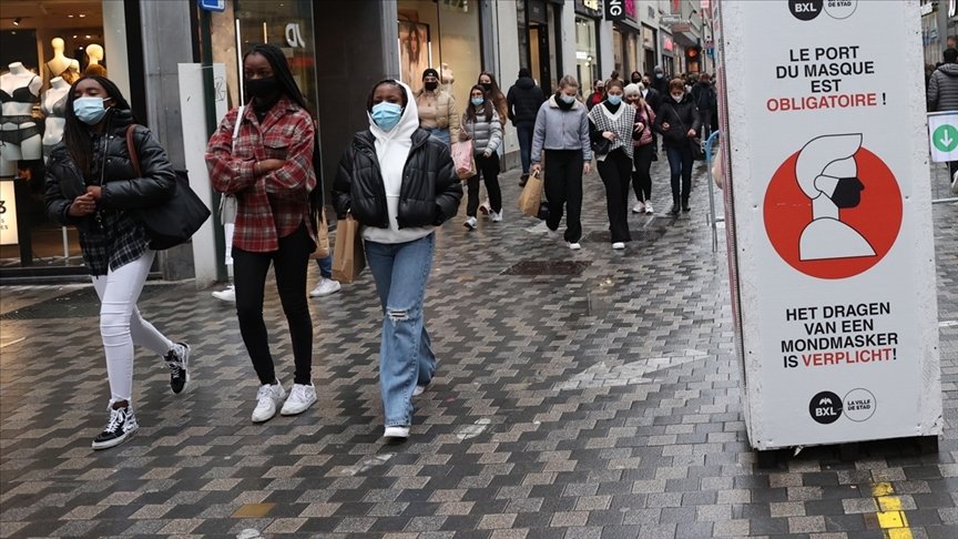 Belçika’da ‘zorunlu olmayan’ seyahatlere uygulanan yasak kalktı
