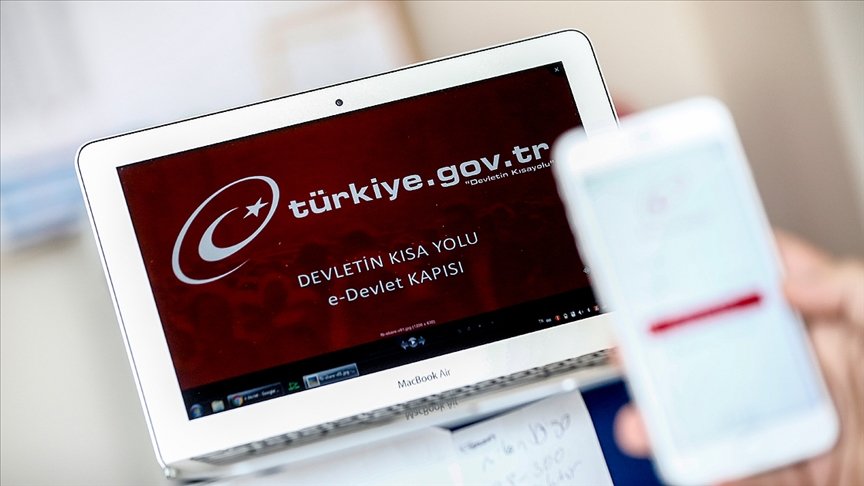 Cumhurbaşkanlığı Dijital Dönüşüm Ofisi ‘adrese teslim e-Devlet şifresi’ hizmeti için kullanım videosu hazırladı