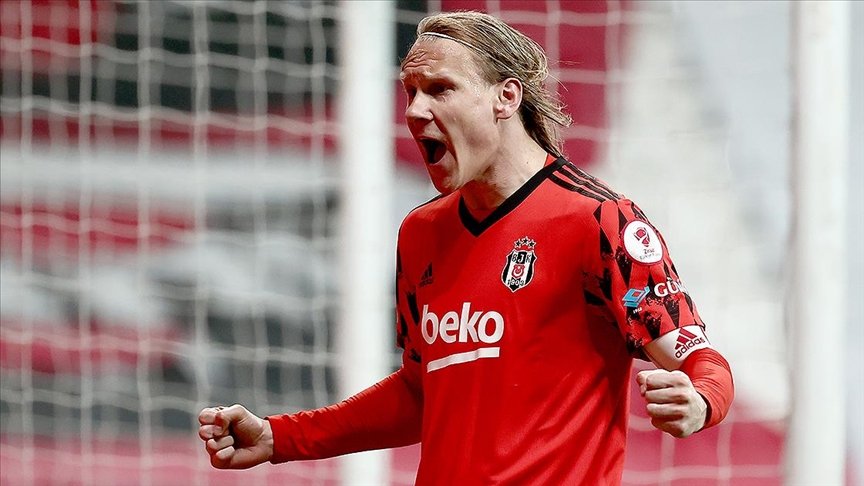 Beşiktaşlı futbolcu Vida 100’üncü lig maçına çıkacak