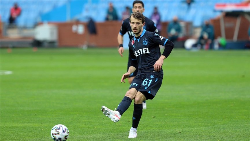 Trabzonspor’da Abdulkadir Parmak kadro dışı bırakıldı