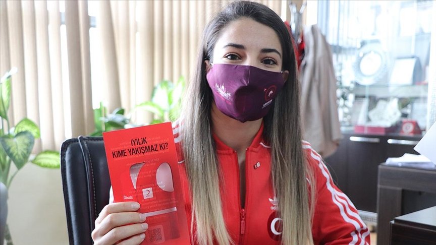 Dünya şampiyonu Evin Demirhan Türk Kızılayın Siirt’teki 250. gönüllüsü oldu
