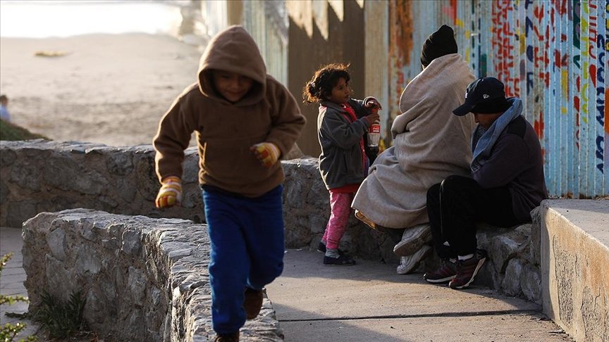 Biden yönetiminin Meksika sınırıyla imtihanı: Refakatsiz göçmen çocuklar