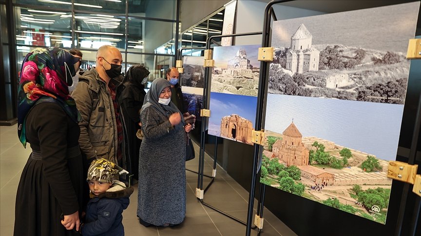 Van’ın geçmişi ile bugünü fotoğraf sergisinde buluştu