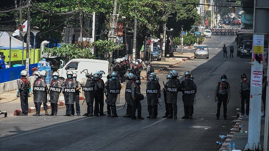 Myanmar’da ordu ile etnik silahlı grup arasında çatışma çıktı: 5 ölü