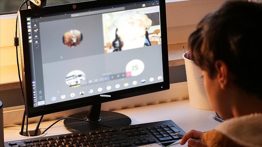 İlkokul ve ortaokullarda uzaktan eğitime geçişle ilgili usul ve esaslar belli oldu