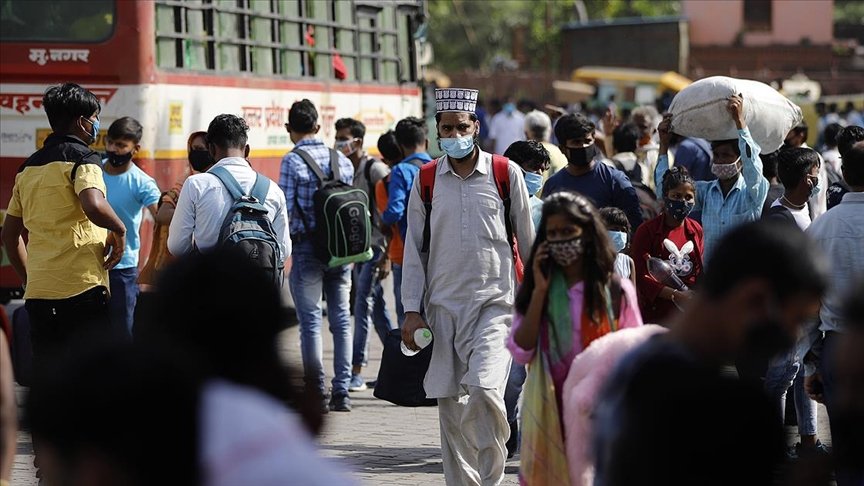 Hindistan’da Kovid-19 salgınında günlük vaka sayısı 259 bini aştı
