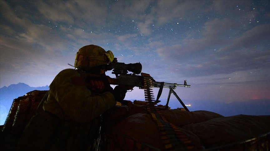 Afrin’de bombalı eylem hazırlığındaki 2 kadın terörist etkisiz hale getirildi