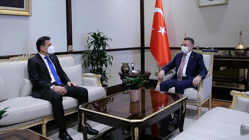 Cumhurbaşkanı Yardımcısı Oktay, KKTC Maliye Bakanı Oğuz’u kabul etti