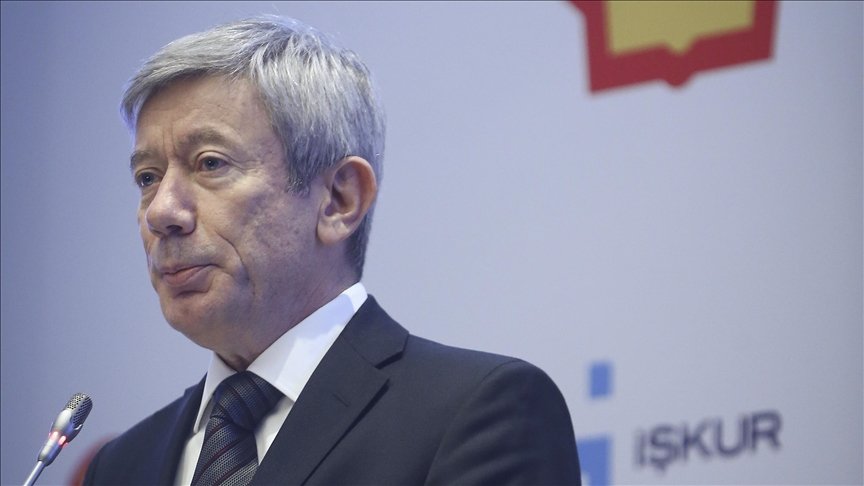 Shell Türkiye Ülke Başkanı Ahmet Erdem, şirketin petrol üretiminin 2035’te yarıya düşeceğini söyledi.