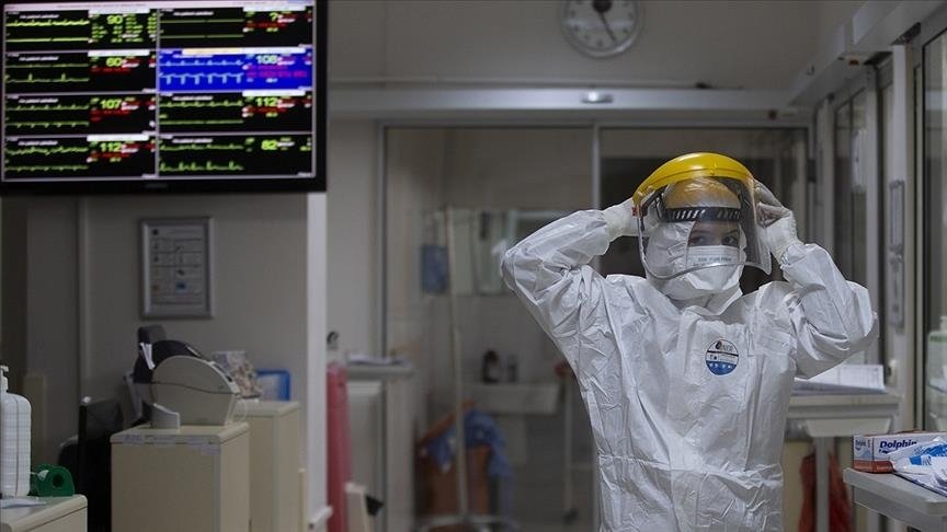 Türkiye’de 49 bin 584 kişinin Kovid-19 testi pozitif çıktı, 211 kişi hayatını kaybetti