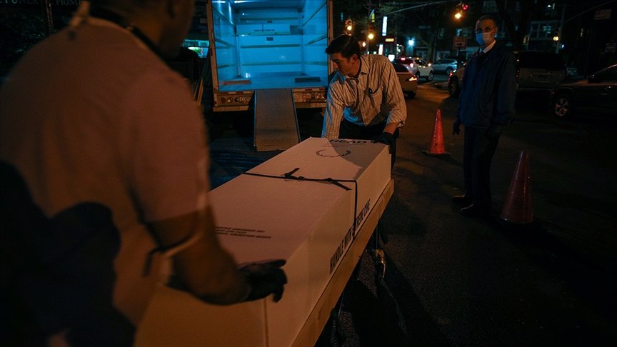 ABD’de Kovid-19’dan ölenlerin sayısı 560 bini geçti