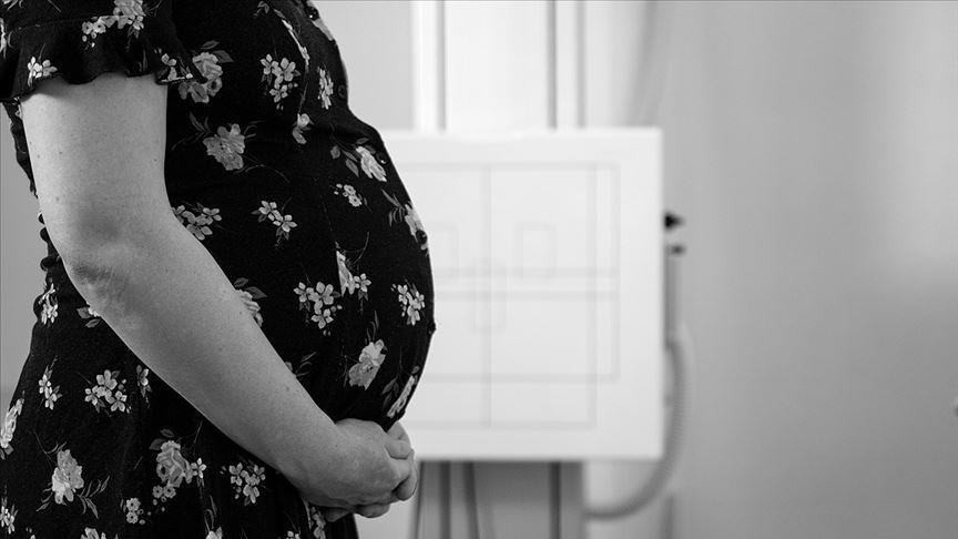 Gebelere Kovid-19’a karşı ‘tedbirlere uymaları ve aşı’ önerisi