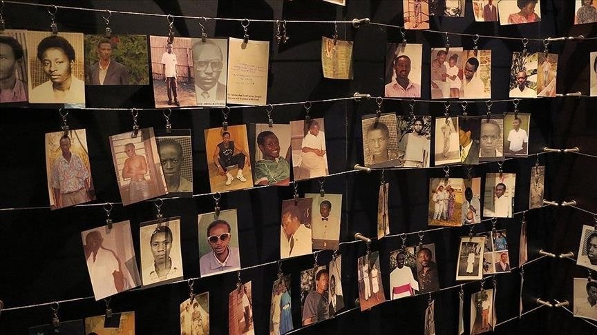 ‘Fransa Ruanda’da öngörülebilir bir soykırıma imkan tanıdı’