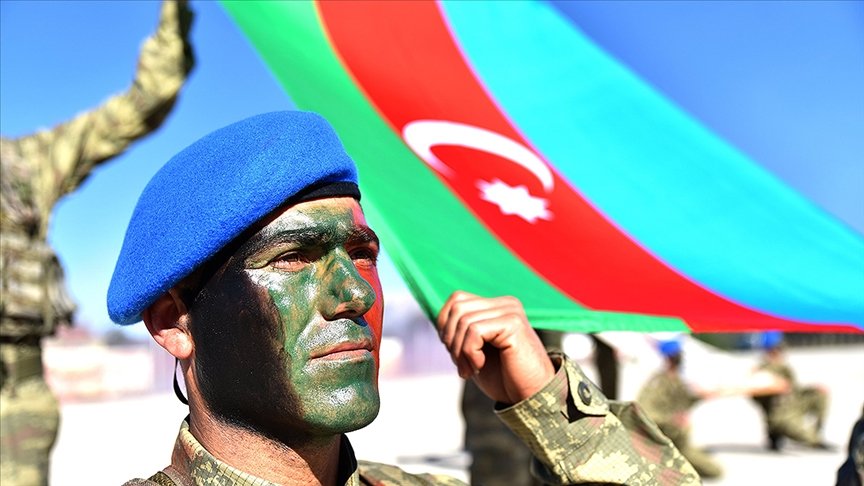 Azerbaycan ordusu askerleri Isparta’da komando eğitimi aldı