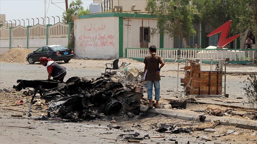 Yemen’deki patlamalarda 5 çocuk yaşamını yitirdi
