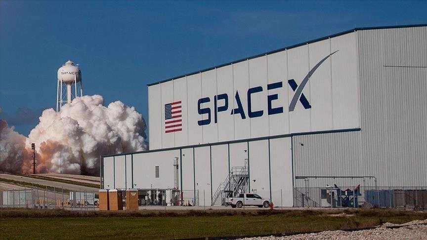 SpaceX’in 4 astronotu taşıyan ‘Crew Dragon’ mekiği Uluslararası Uzay İstasyonu’na ulaştı