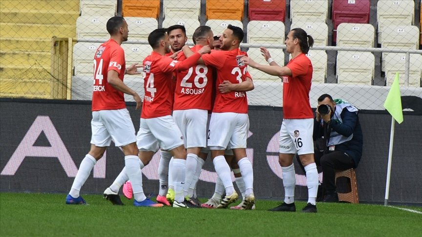 Gaziantep, Süper Lig’i ilk 5 arasında bitirmek istiyor